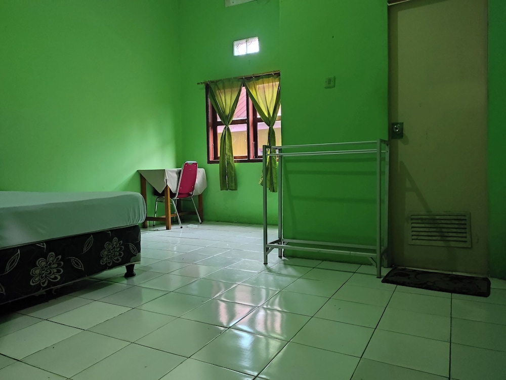 oyo 92724 penginapan syariah al syifa