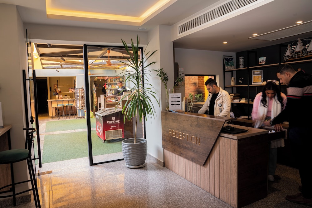 aldora residence suites