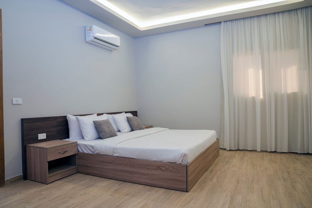 aldora residence suites