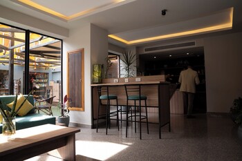 aldora residence suites