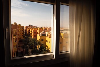 aldora residence suites