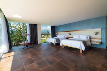 hotel balcon del parque