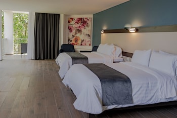 hotel balcon del parque