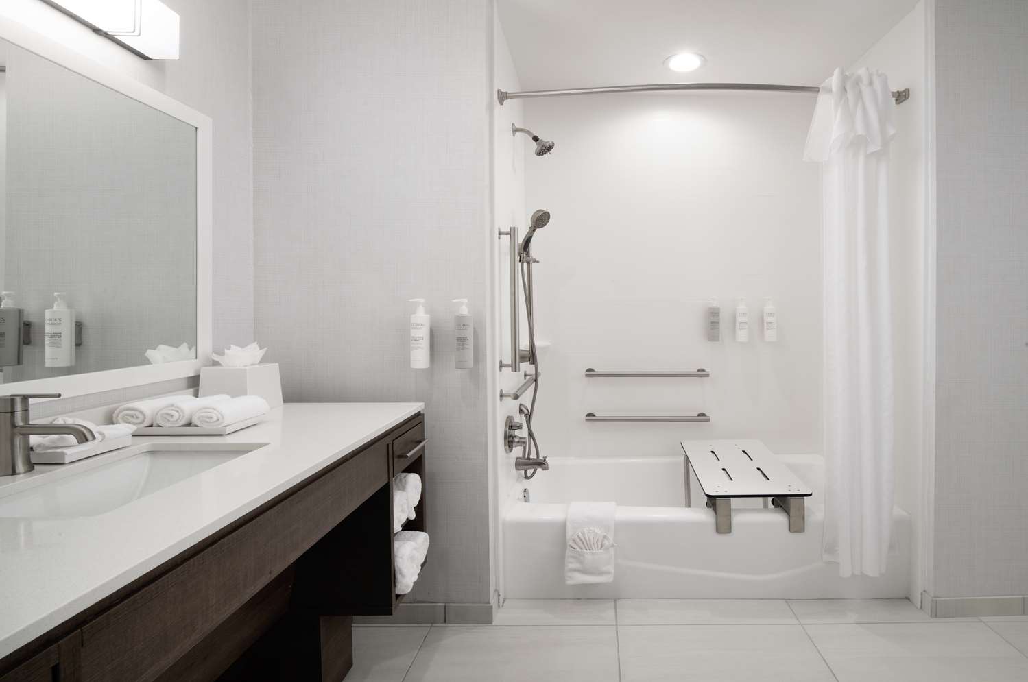 home2 suites by hilton albuquerque airport