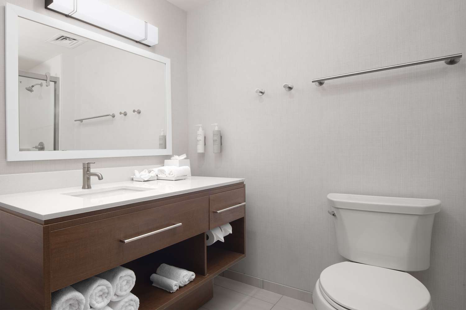 home2 suites by hilton albuquerque airport