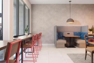 home2 suites by hilton albuquerque airport