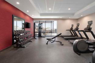 home2 suites by hilton albuquerque airport
