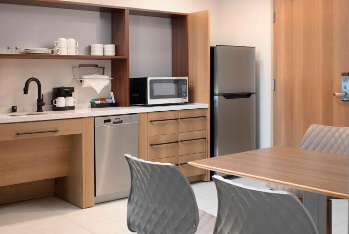 home2 suites by hilton albuquerque airport