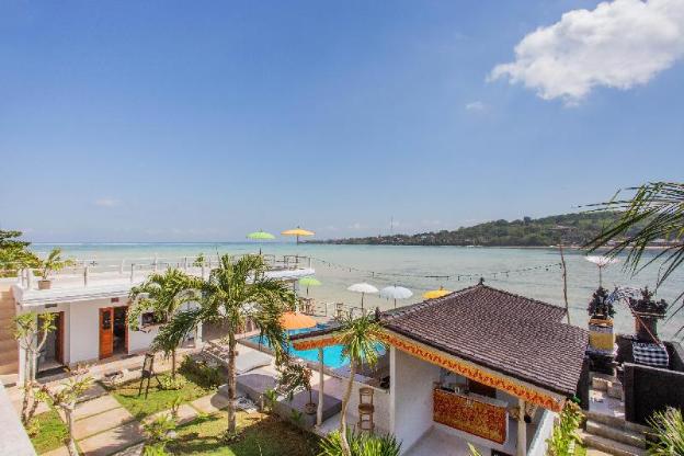 rumah marta ceningan island