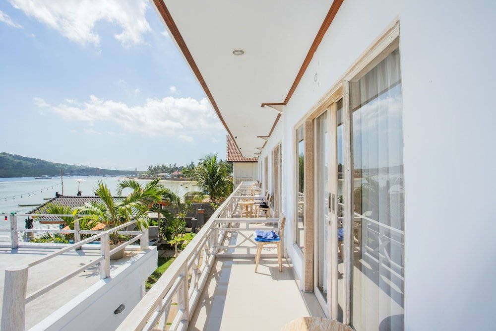 rumah marta ceningan island
