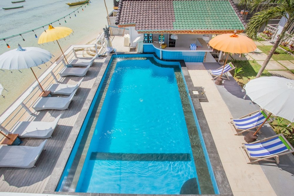 rumah marta ceningan island