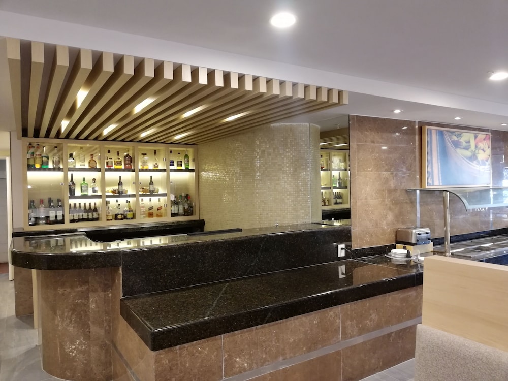 holiday inn hotel and suites guadalajara centro historico by ihg