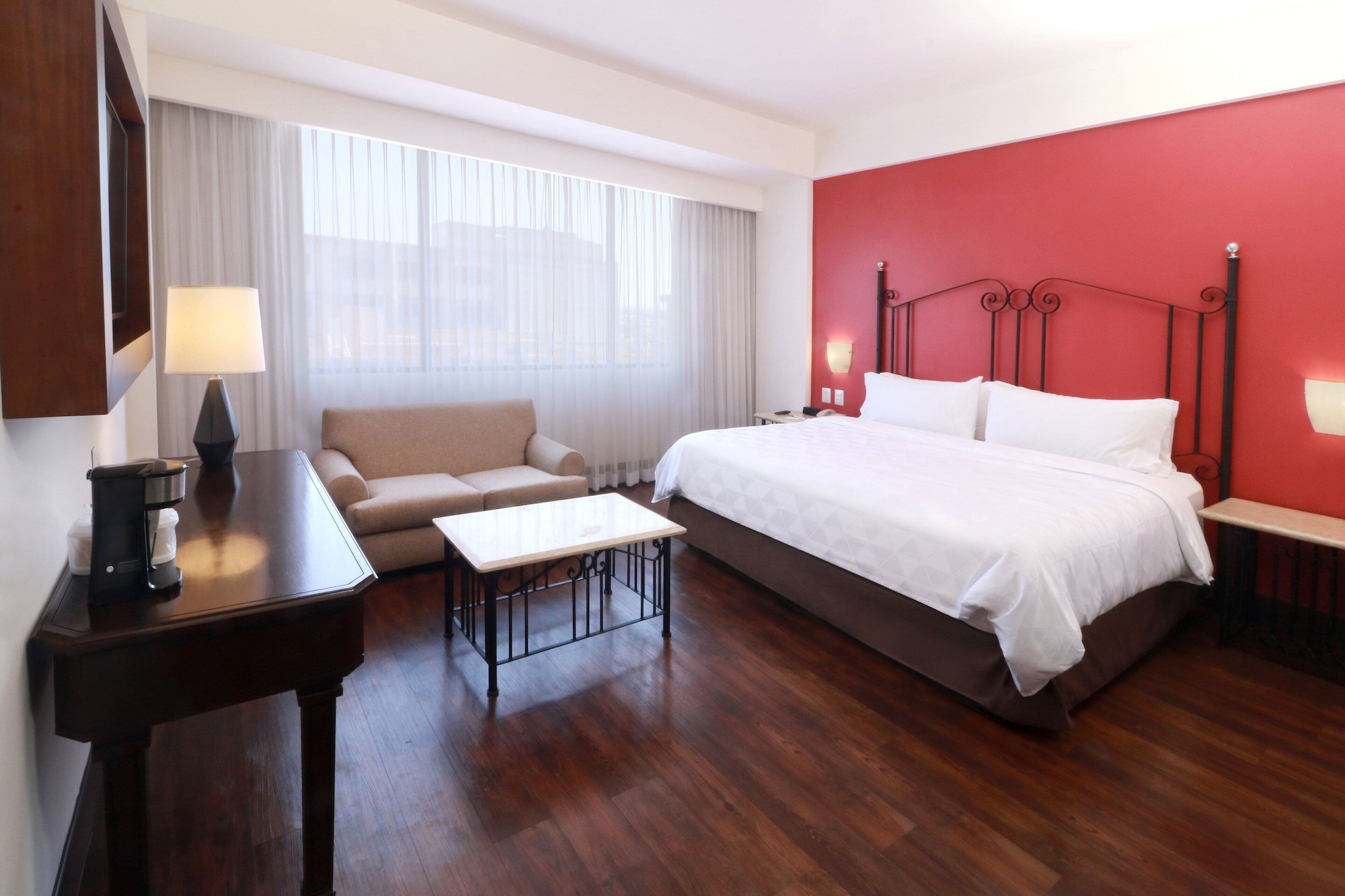 holiday inn hotel and suites guadalajara centro historico by ihg