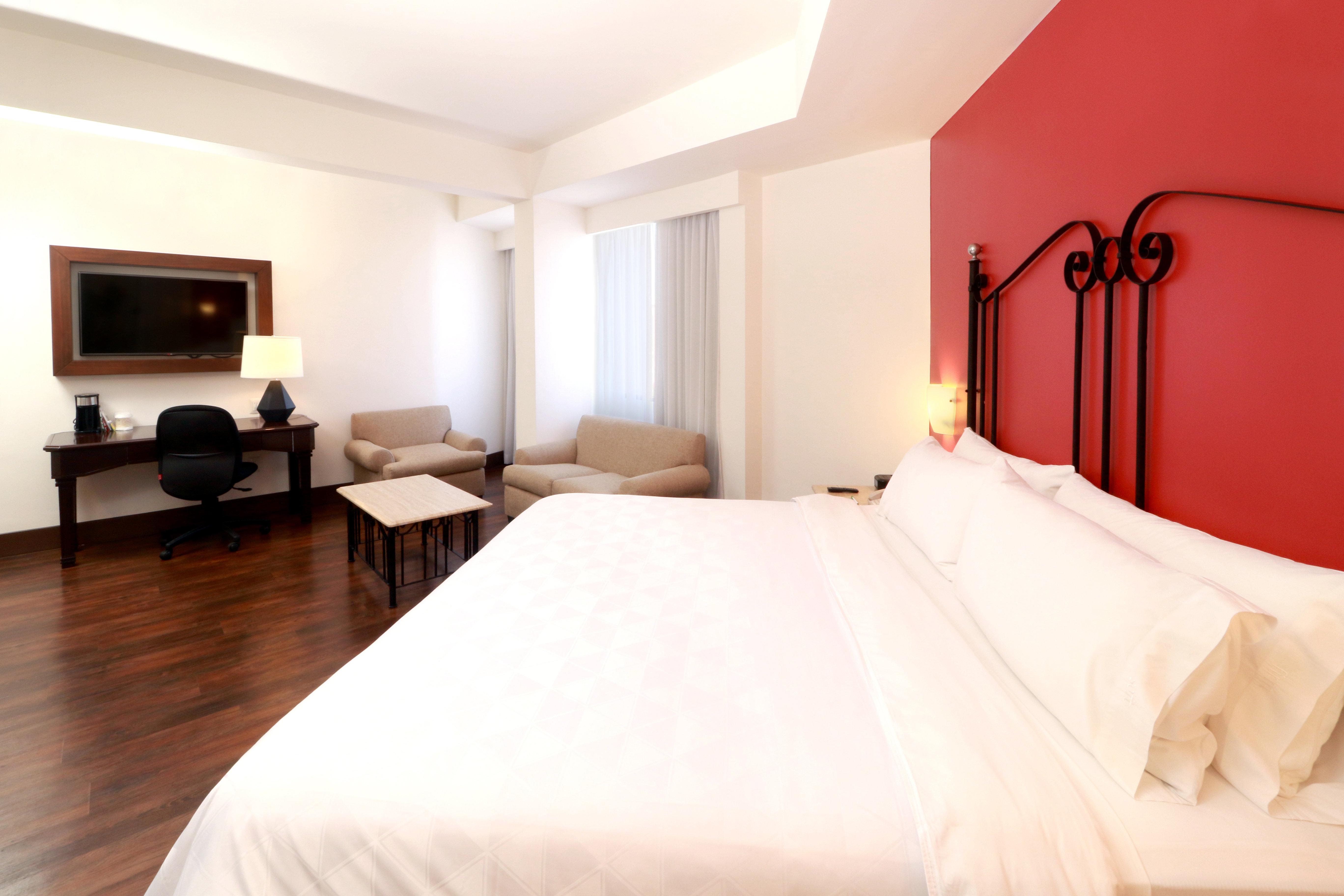 holiday inn hotel and suites guadalajara centro historico by ihg