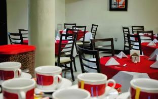 hotel portonovo plaza centro