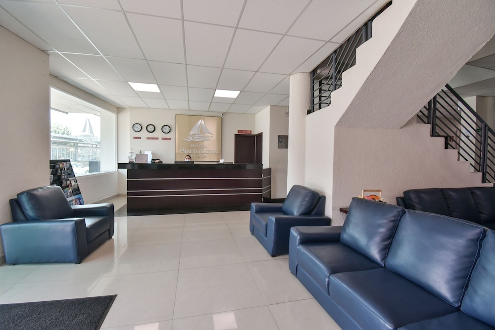 hotel portonovo plaza centro