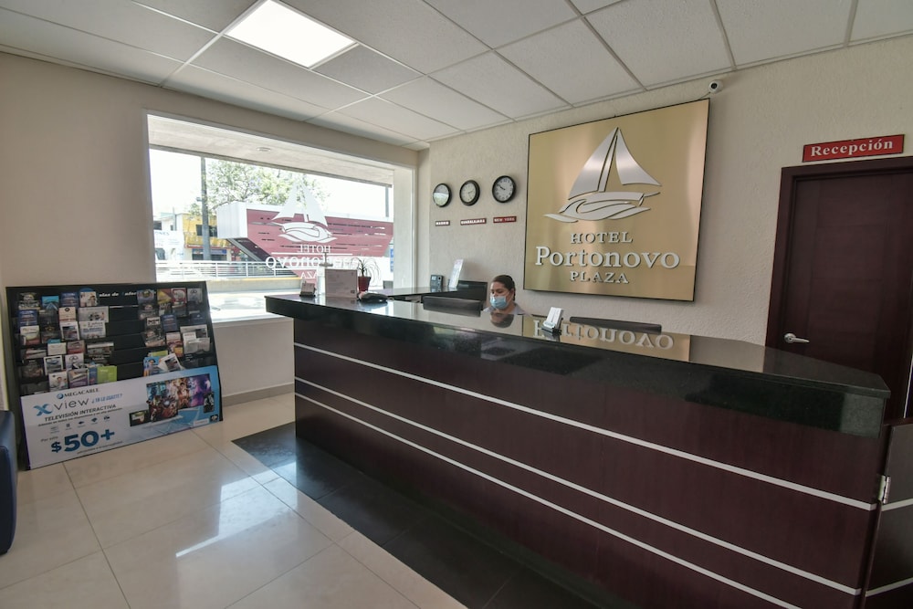 hotel portonovo plaza centro