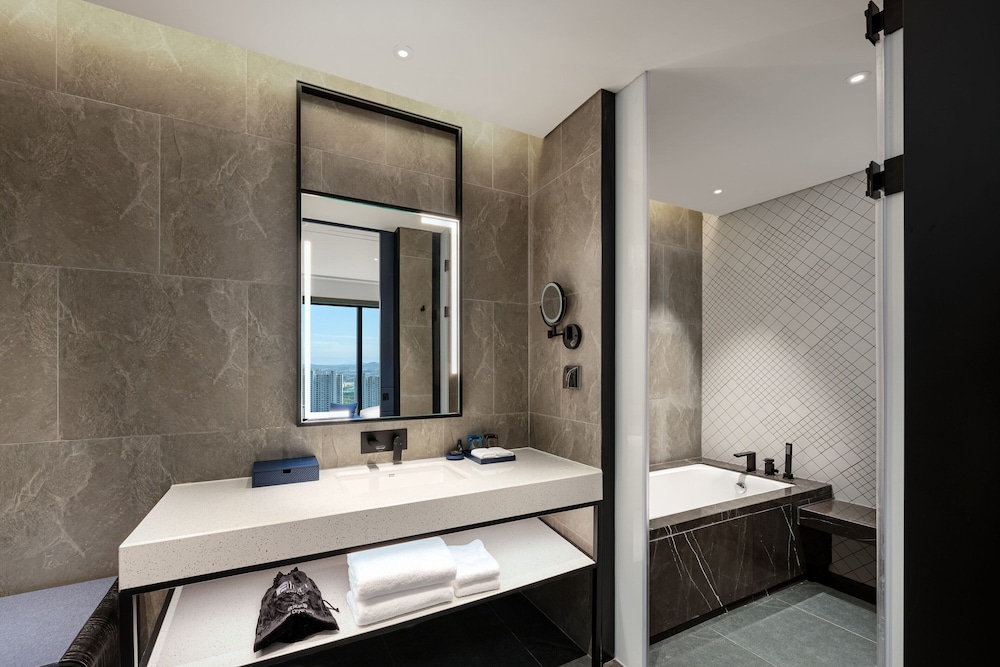 aloft yantai