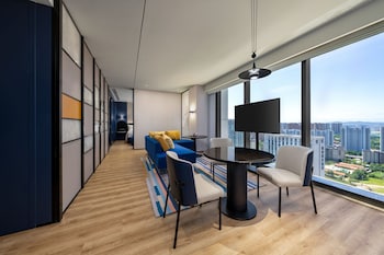 aloft yantai