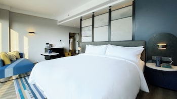 aloft yantai