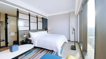 aloft yantai