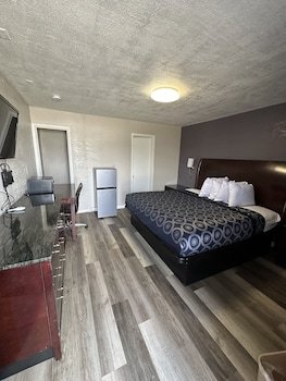 economy inn