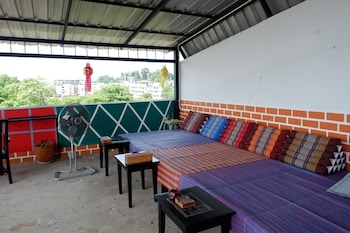 leisure hostel