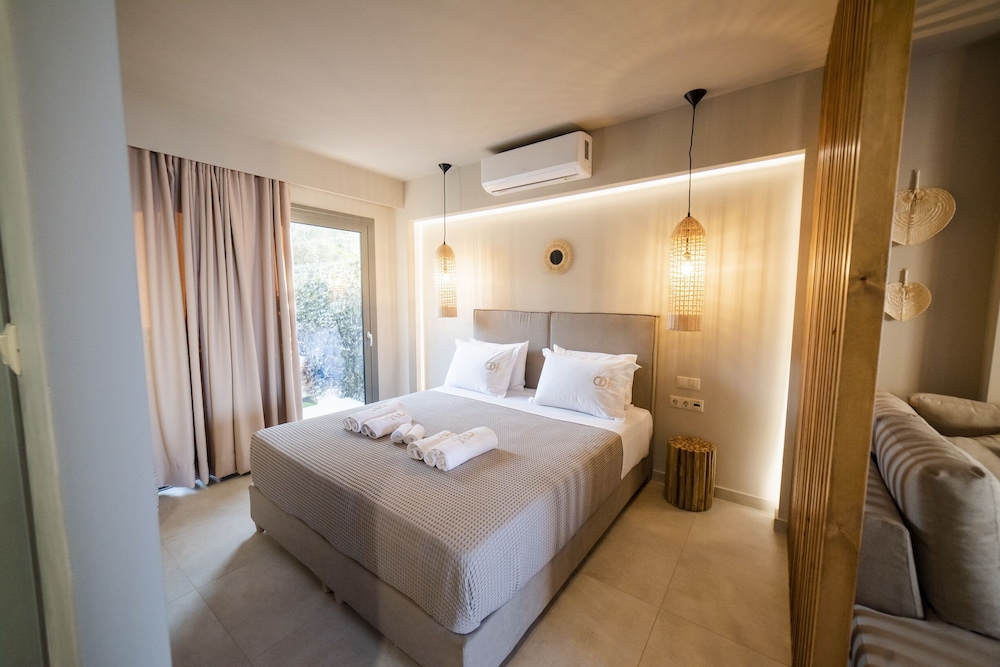 theros suites