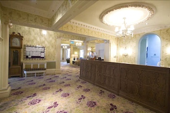 phyllis court members club