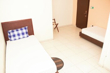 alafia hotel ketou