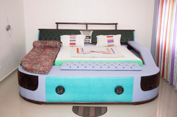 alafia hotel ketou