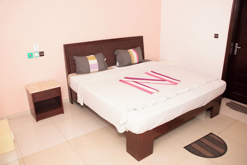 alafia hotel ketou