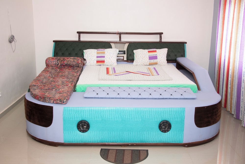alafia hotel ketou