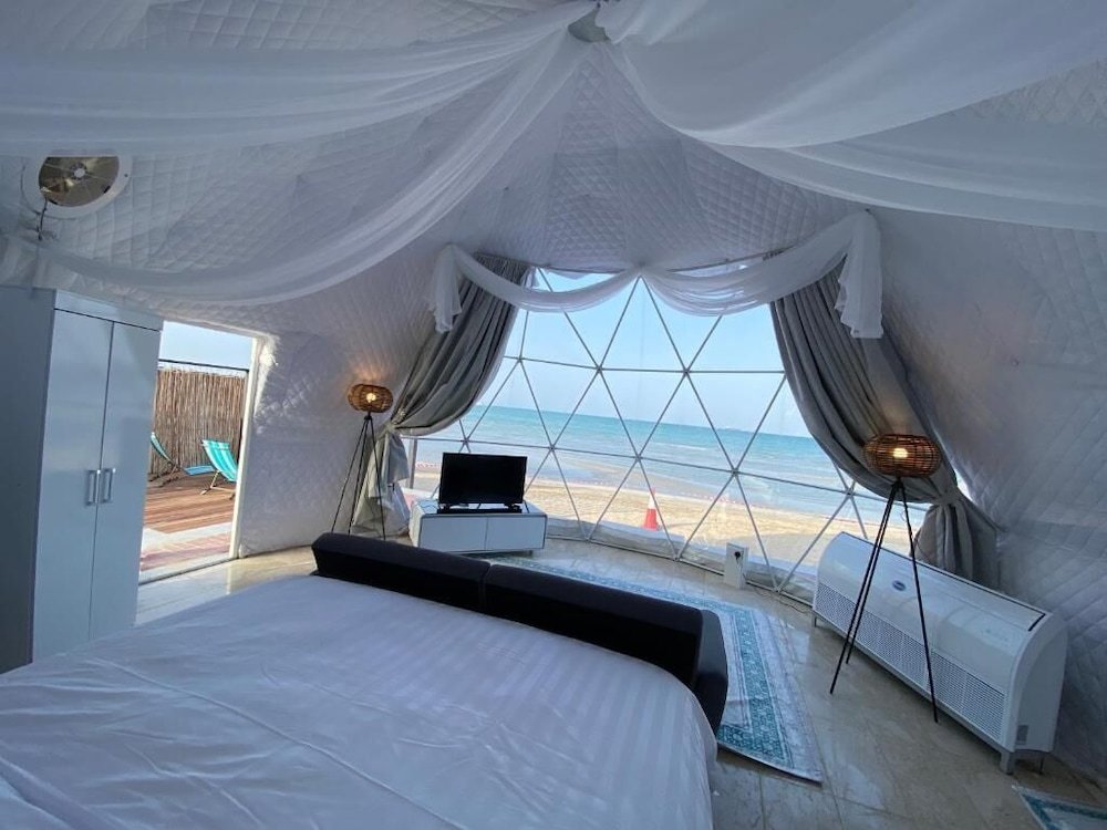 Turquoise Resorts,Jebel Dhanna>>Abu Dhabi,3 star