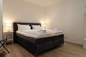 schiefer suite hotel and apartment