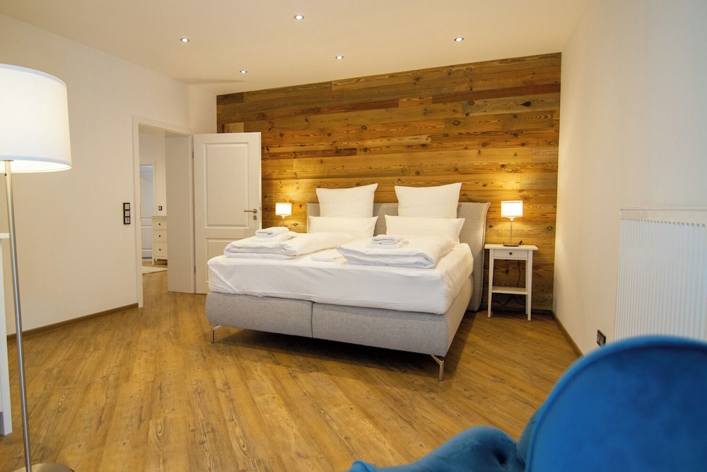 schiefer suite hotel and apartment