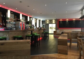 schiefer suite hotel and apartment