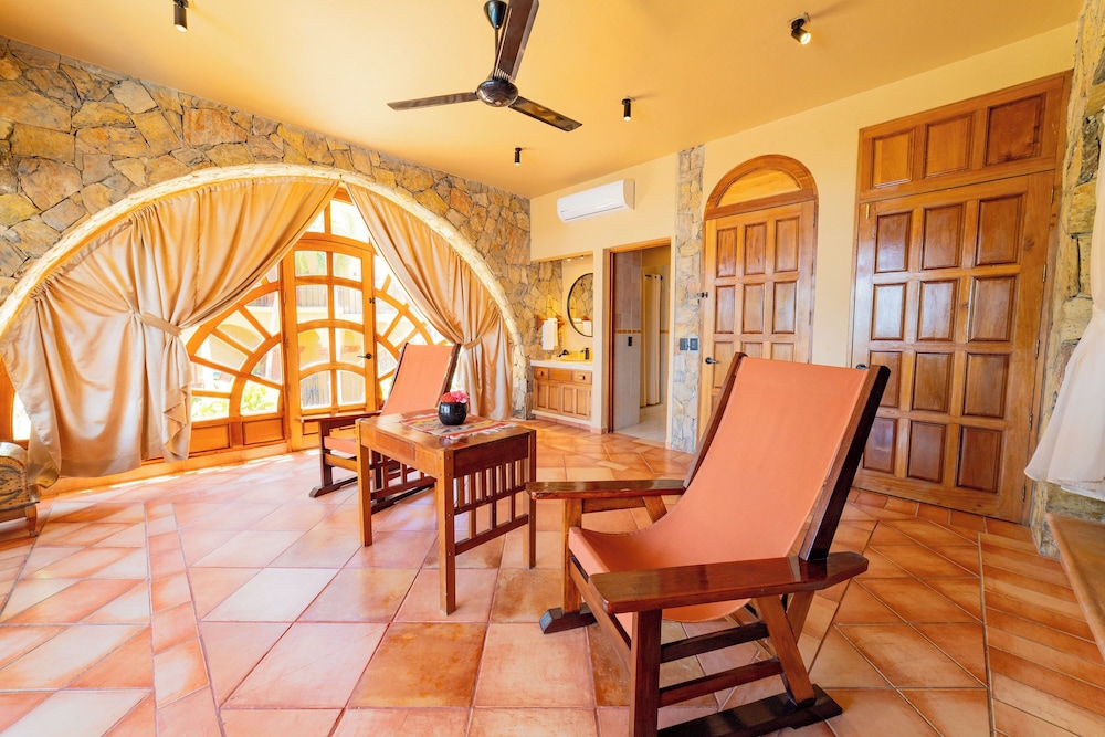 santa maria huatulco