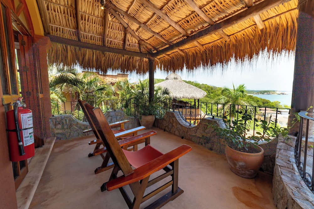 santa maria huatulco