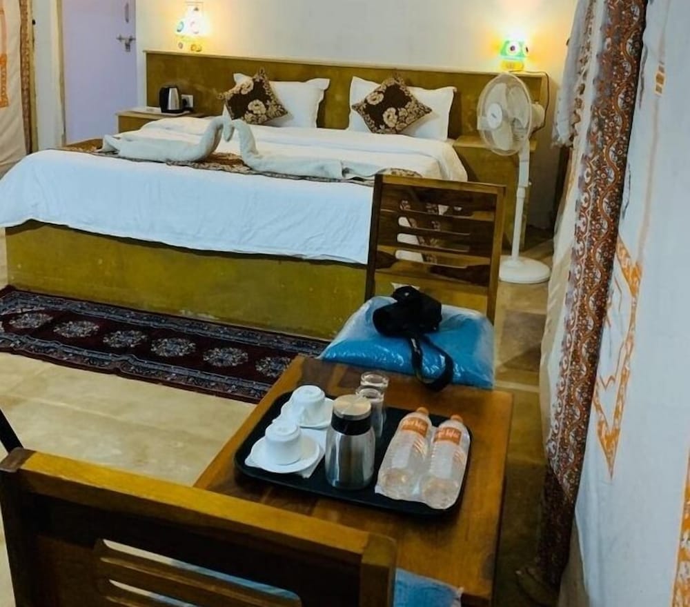 shrinath desert camp