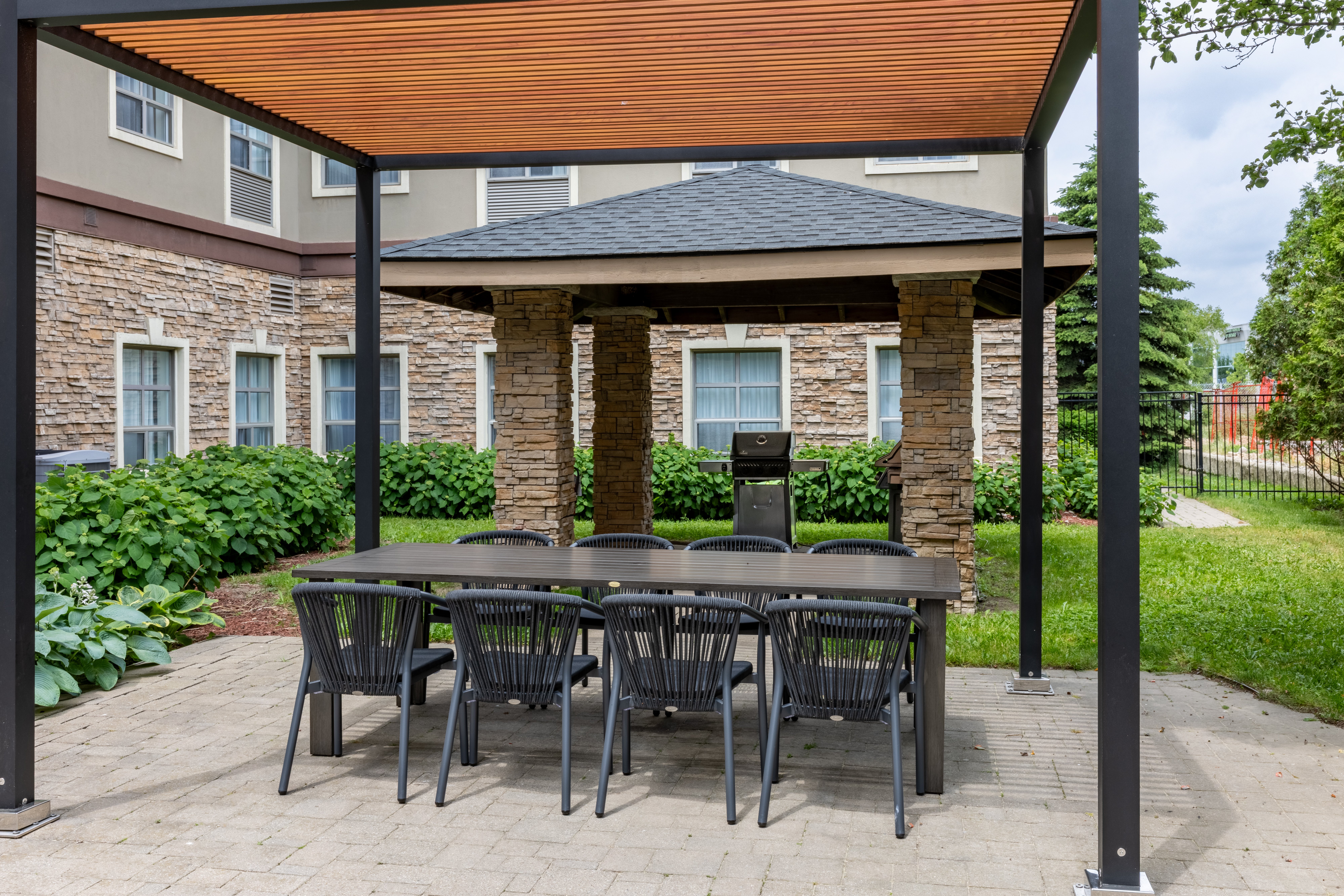 staybridge suites guelph by ihg