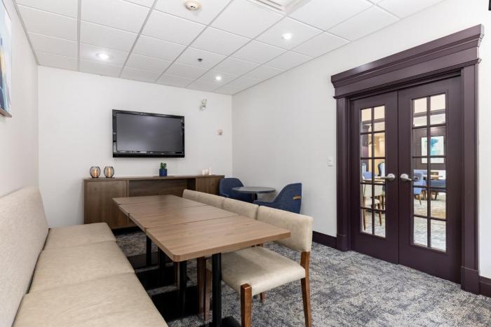 staybridge suites guelph by ihg