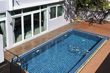 golden sea pool villa hua hin