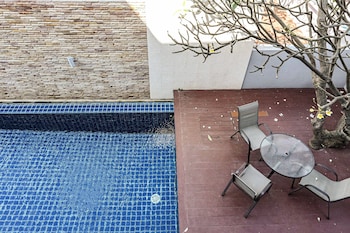 golden sea pool villa hua hin