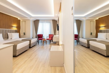 carina gold hotel