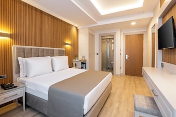 carina gold hotel