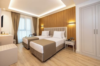 carina gold hotel