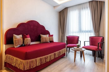 carina gold hotel