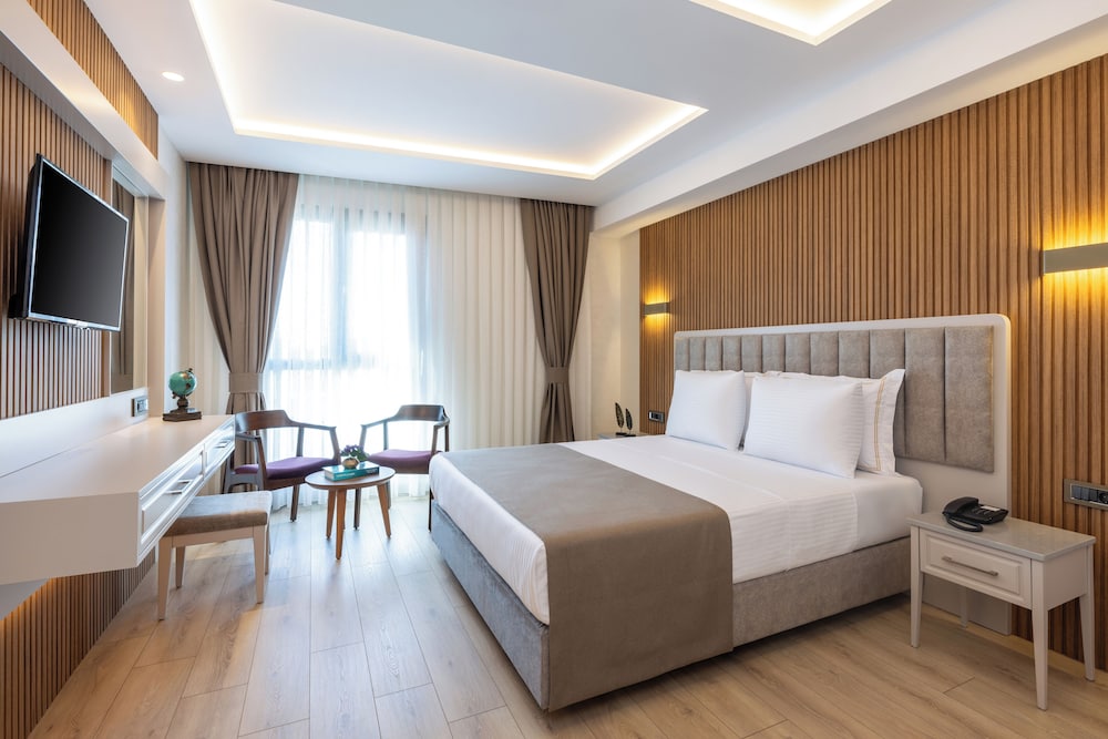 carina gold hotel