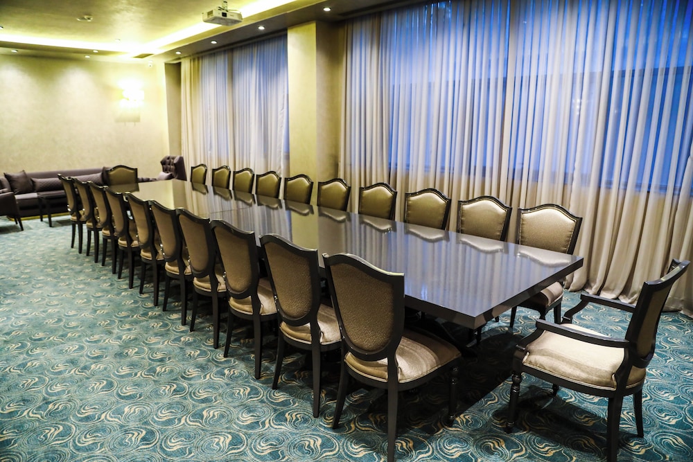 iris hotel baku halal hotel